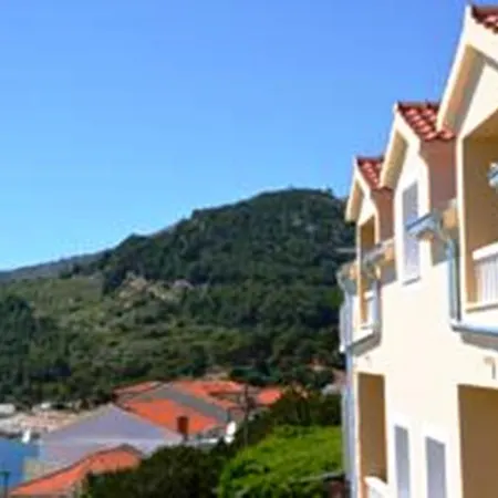 Punta Milna Apartman *