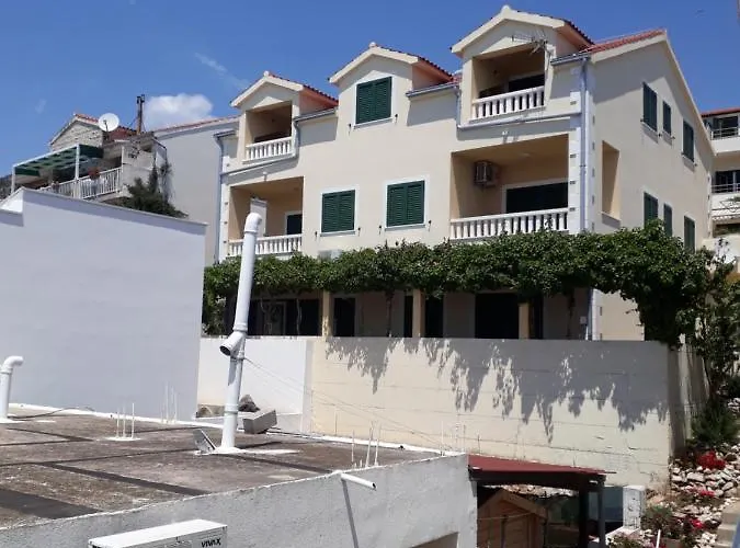 Apartment Punta Milna *