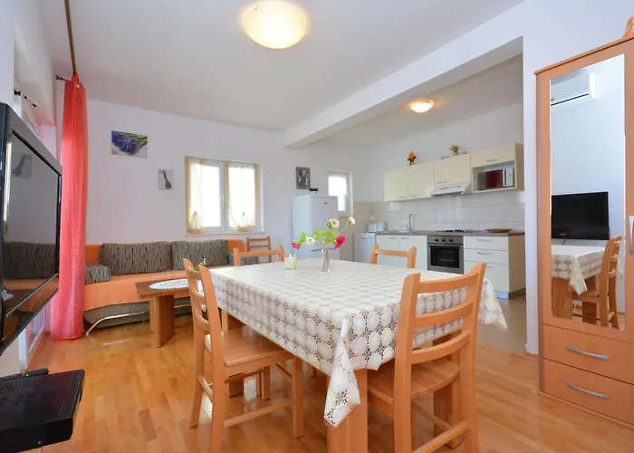 Apartment Punta Milna *