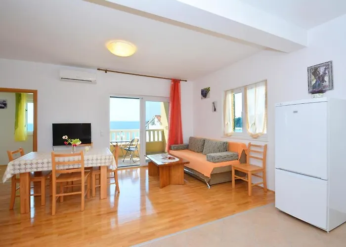 Apartment Punta Milna
